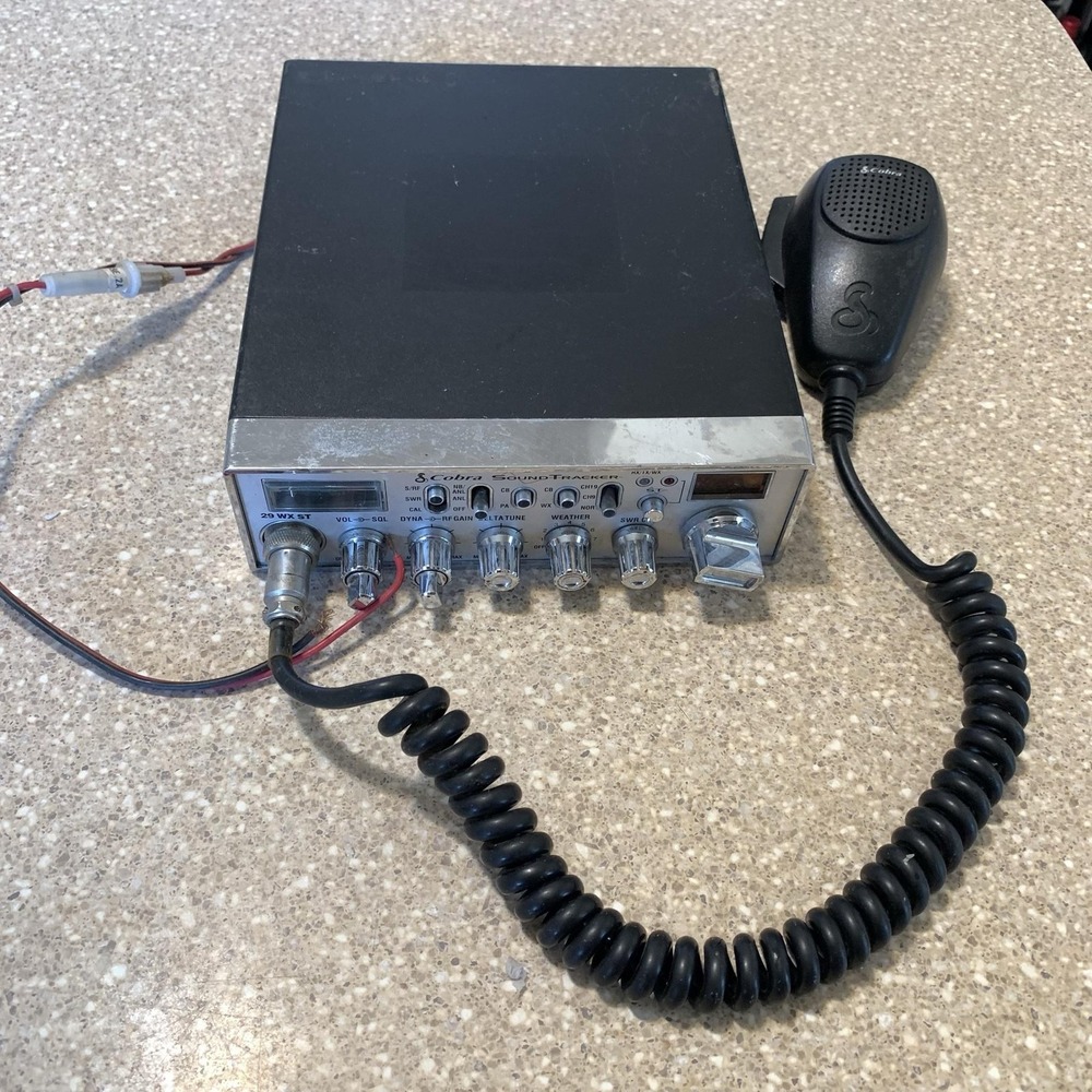 Vintage Cobra 29 WX ST SoundTracker Mobile CB Radio 40 Ch Weather Mic Untested